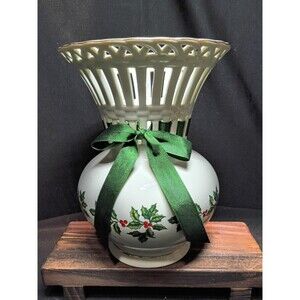 Formalities Christmas Vase Holly Berry Pierced Lattice Gold Trim Green Ribbon 8"